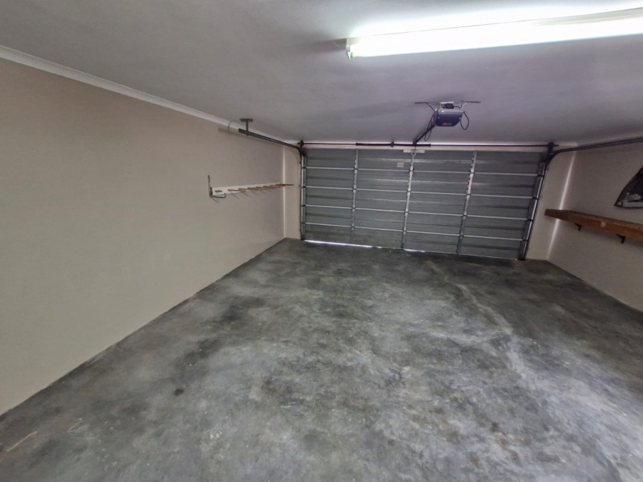 To Let 3 Bedroom Property for Rent in Brackenridge Western Cape